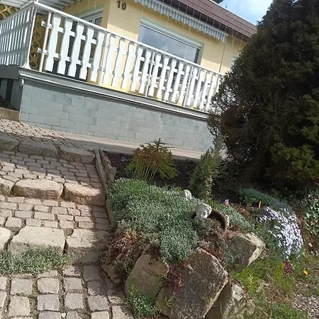 Σπίτι διακοπών Idyllischer Ferienbungalow In Ruhiger Lage Mit Pool Und Grossen Garten *