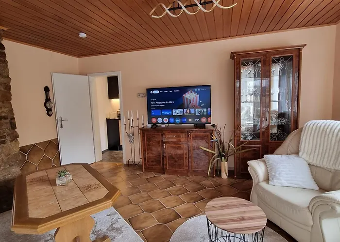 Idyllischer Ferienbungalow In Ruhiger Lage Mit Pool Und Grossen Garten Feriehus Rastenberg